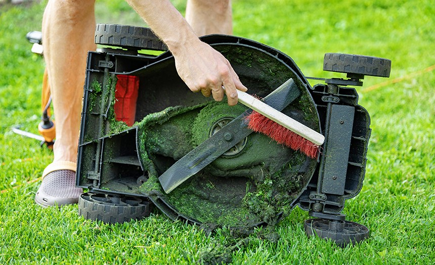 How To Sharpen Lawn Mower Blades Without Removing Guide 2022