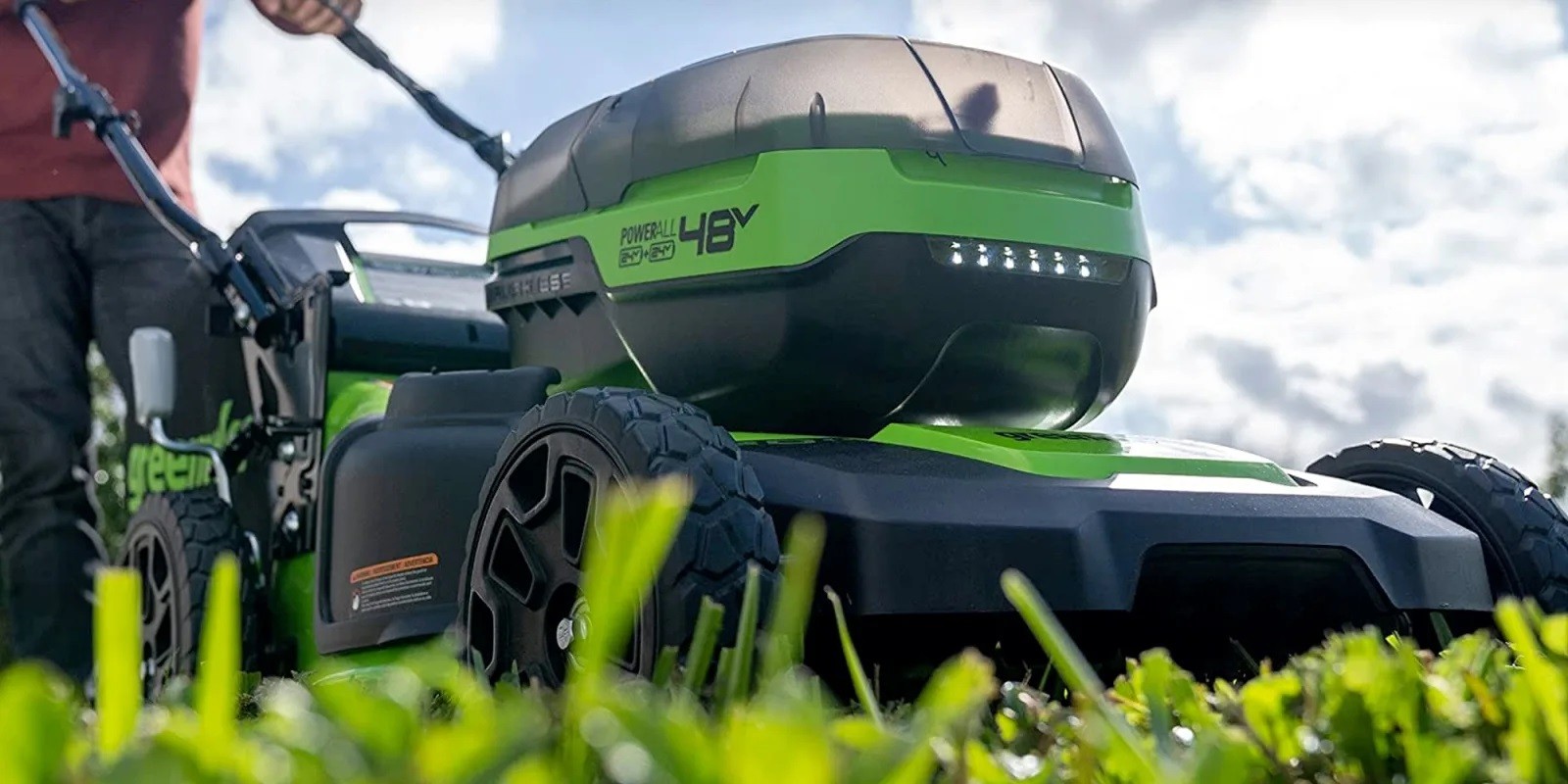 Best Brushless Lawn Mower 6 Professional Advantages