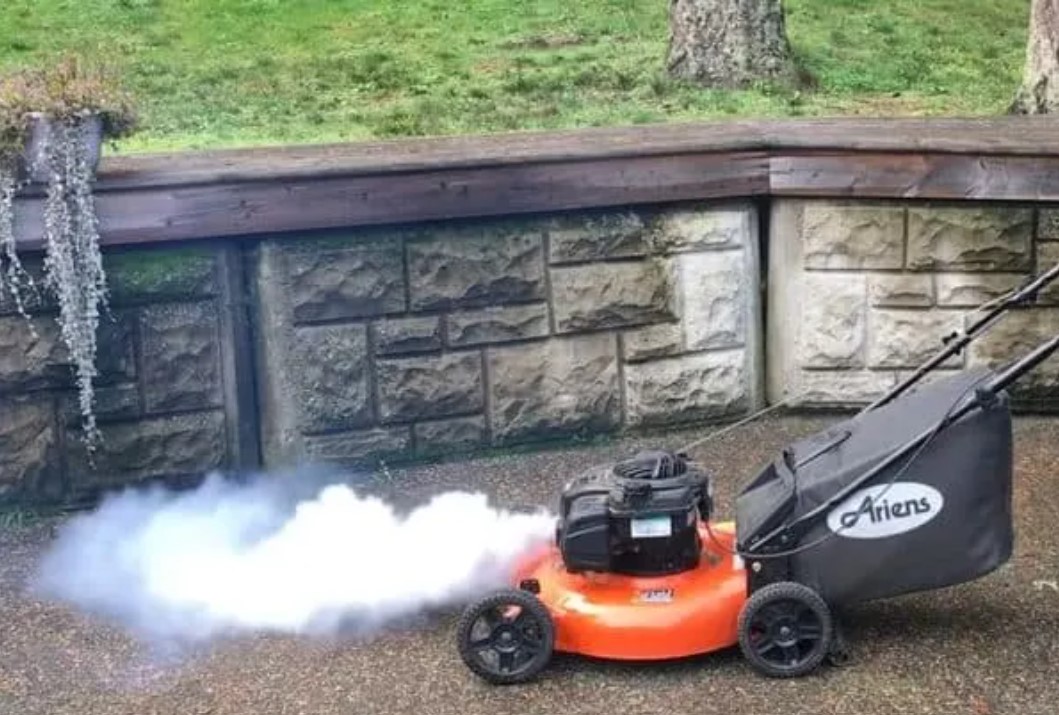 Lawnmower Blowing White Smoke. 4 Best Ways